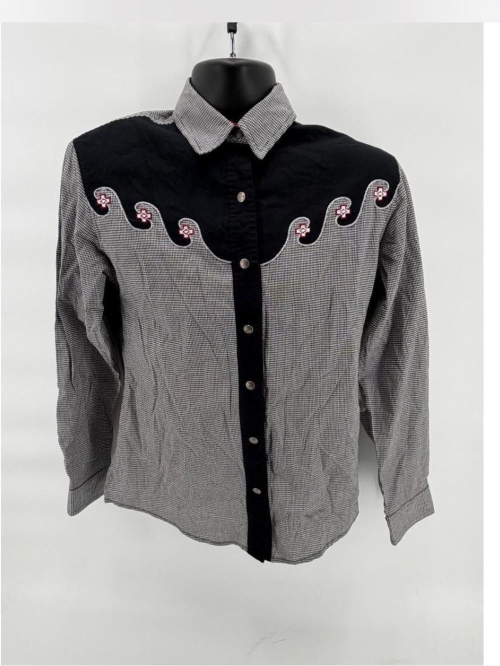 Vintage Wrangler Western
Button Up Shirt Western Wear
